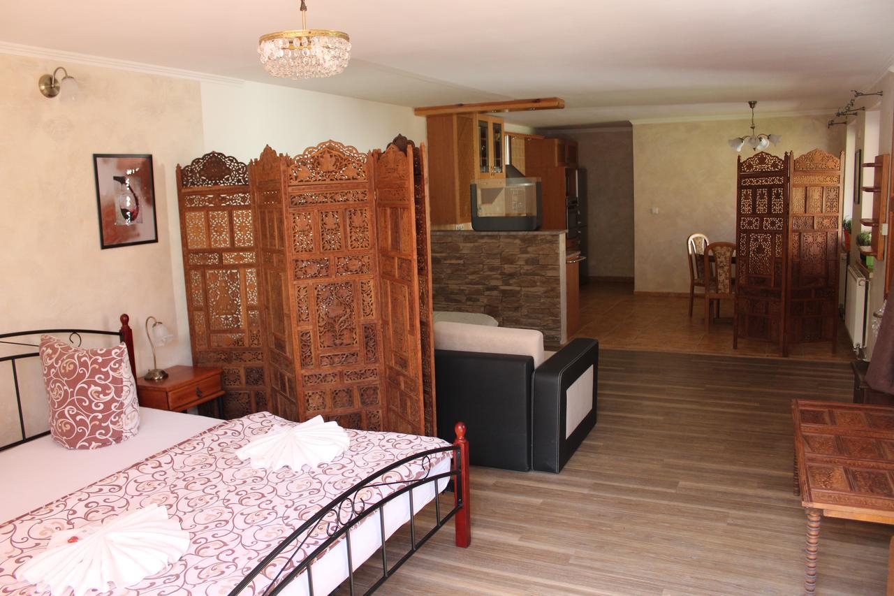 Hotel Excellent Kroměříž Esterno foto